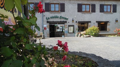Hotel Restaurant La Vieille Ferme