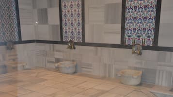 Turkish bath/hammam, deep-tissue massages, massages