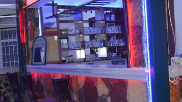 Bar (in der Unterkunft)