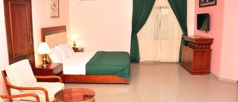 In-room safe, desk, free WiFi, bed sheets