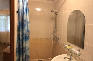 Ferienhaus (Quadruple) | Badezimmer | Handtücher