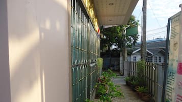 Halaman properti