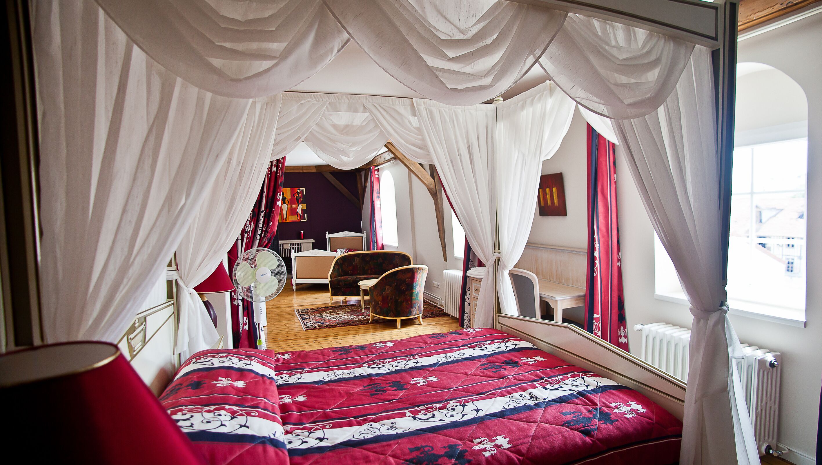 Family Suite, Ensuite (Capucine) | Individually decorated, desk, soundproofing, free WiFi