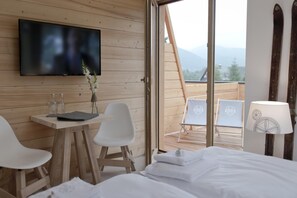 Zimmersafe, Bügeleisen/Bügelbrett, kostenlose Babybetten, Zustellbetten