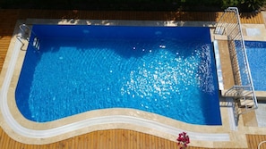 Seasonal outdoor pool, open 9:00 AM to 8:00 PM, pool loungers - Panamare Apart Hotel Akyaka (Ula)