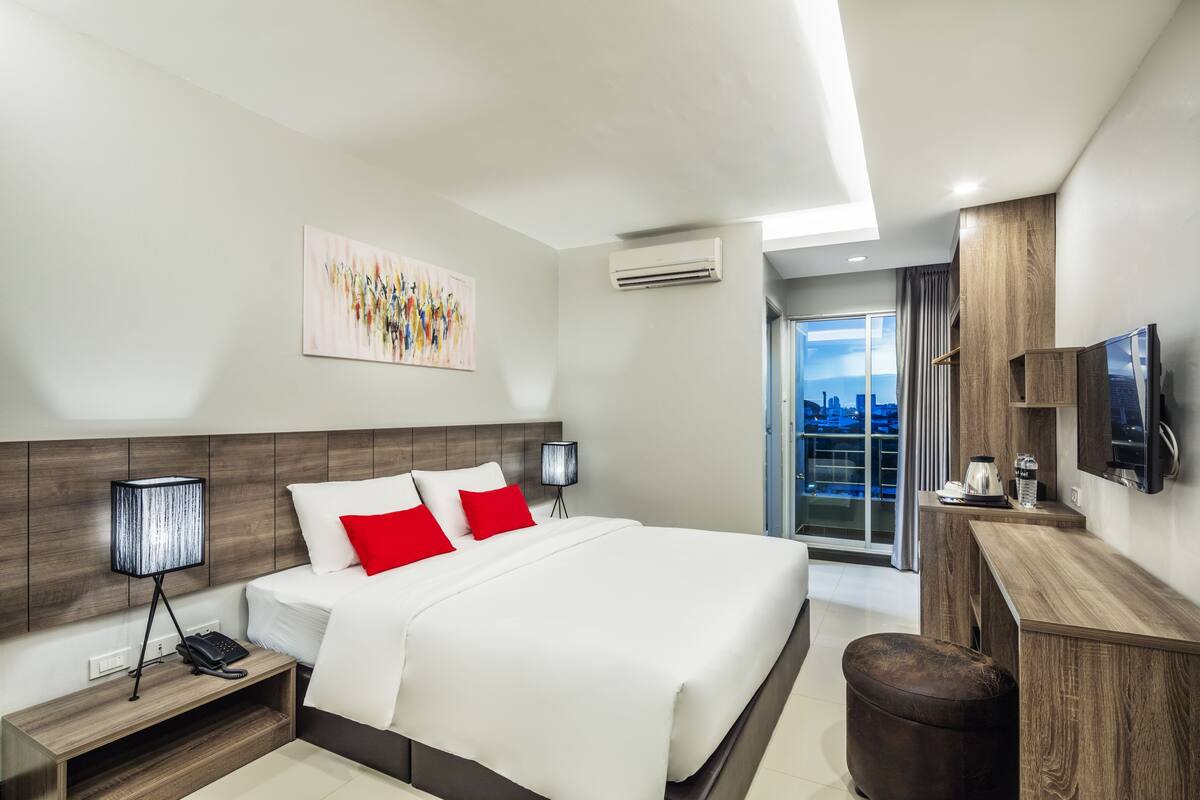 Standard Double Room | In-room safe, desk, blackout curtains, free WiFi