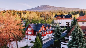 Front of property - Hotel Willa Odkrywców (Szklarska Poreba)