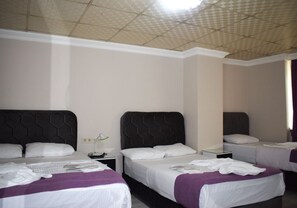 Family Room | Minibar, free WiFi - Kumbet Hotel (Istanbul)