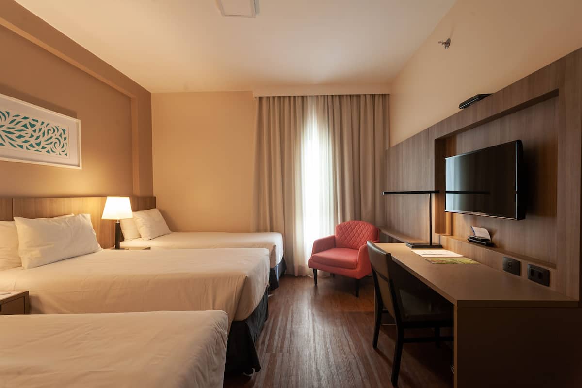 1 bedroom, hypo-allergenic bedding, minibar, in-room safe