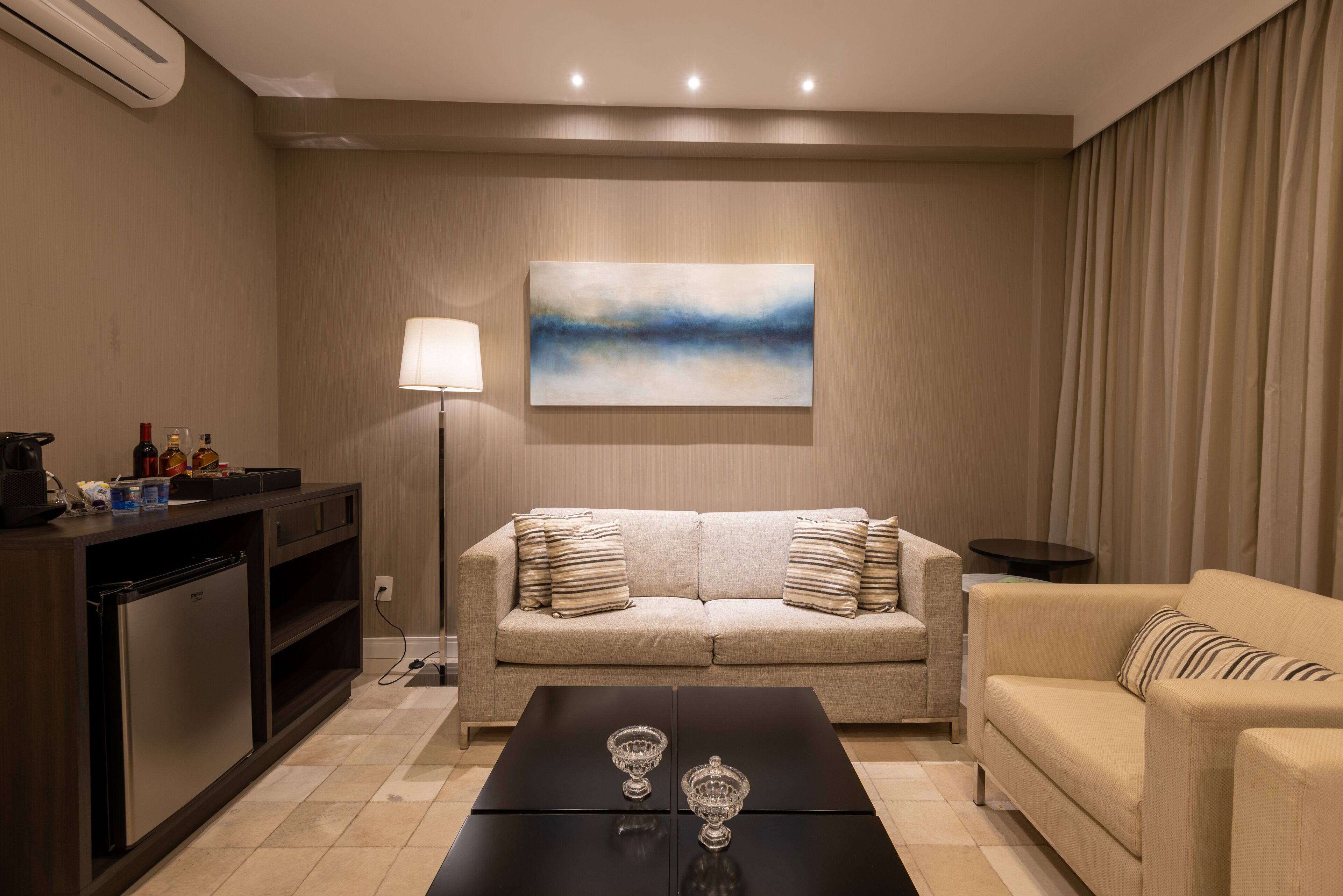 40-inch smart tv with cable channels, tv, toys