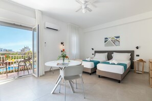 In-room safe, free WiFi, bed sheets - Residence Villa Giardini (Giardini Naxos)