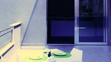 TĂ€gliches inbegriffenes FrĂŒhstĂŒcksbuffet