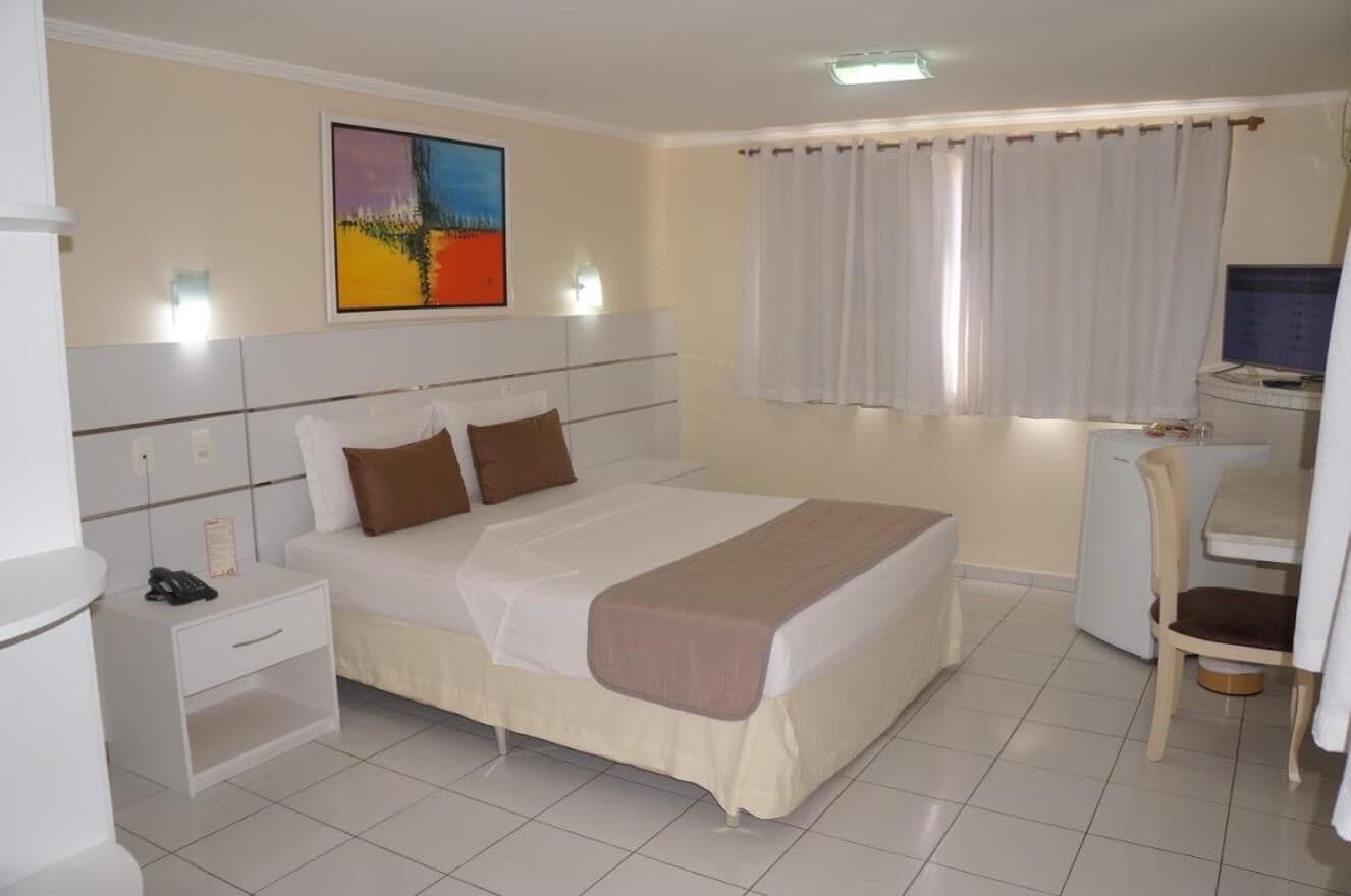 Minibar, blackout drapes, free WiFi, bed sheets