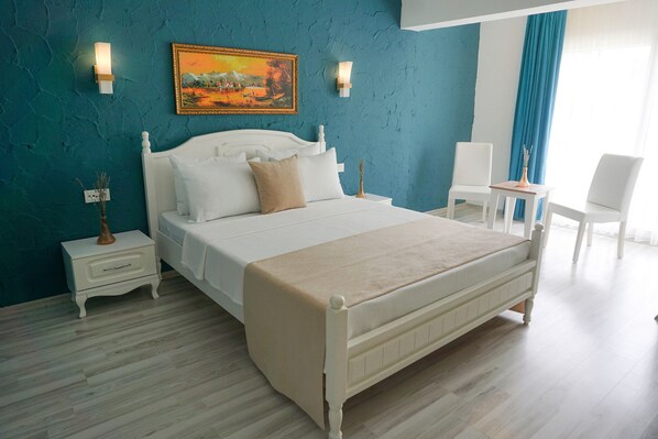 Deluxe Double Room | Premium bedding, minibar, desk, blackout curtains