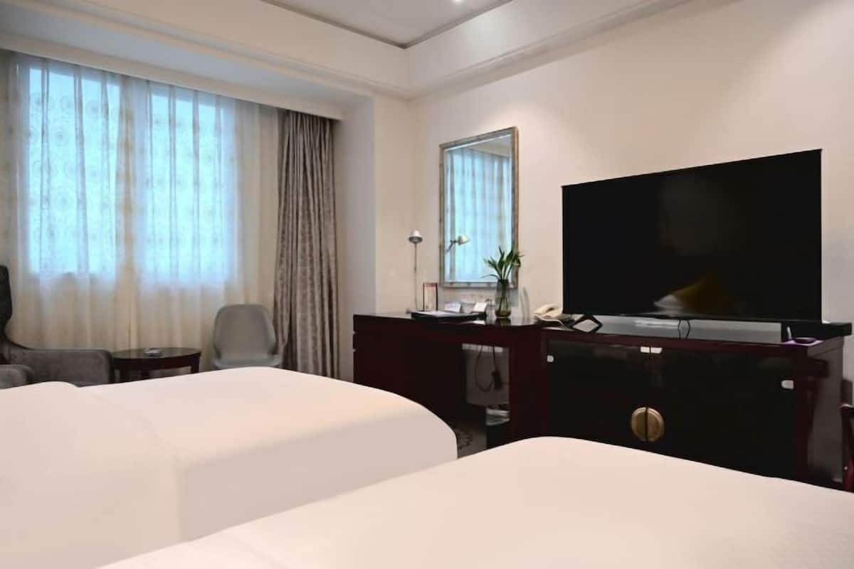 1 habitación, minibar, caja de seguridad en la habitación y escritorio