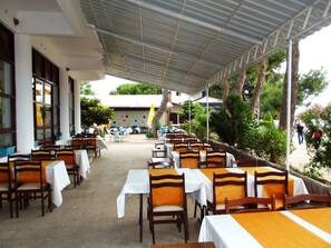 Tägliches inbegriffenes Frühstücksbuffet