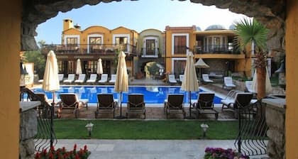 The Olive Tree Studios - Adults Only