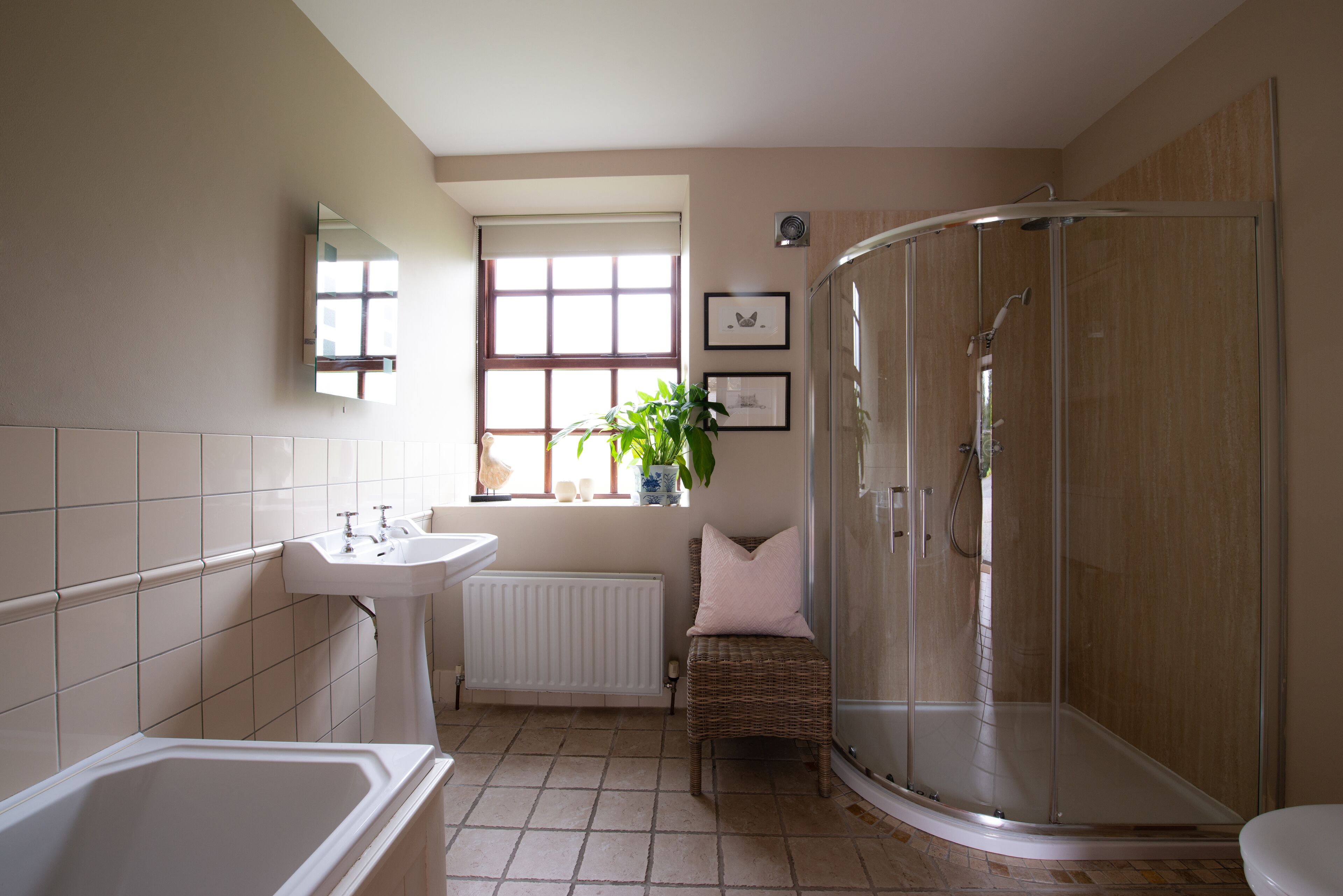 Apartment, 1 Bedroom, Courtyard Area (Stables Apartment) | Bathroom | Shower, free toiletries, hair dryer, towels