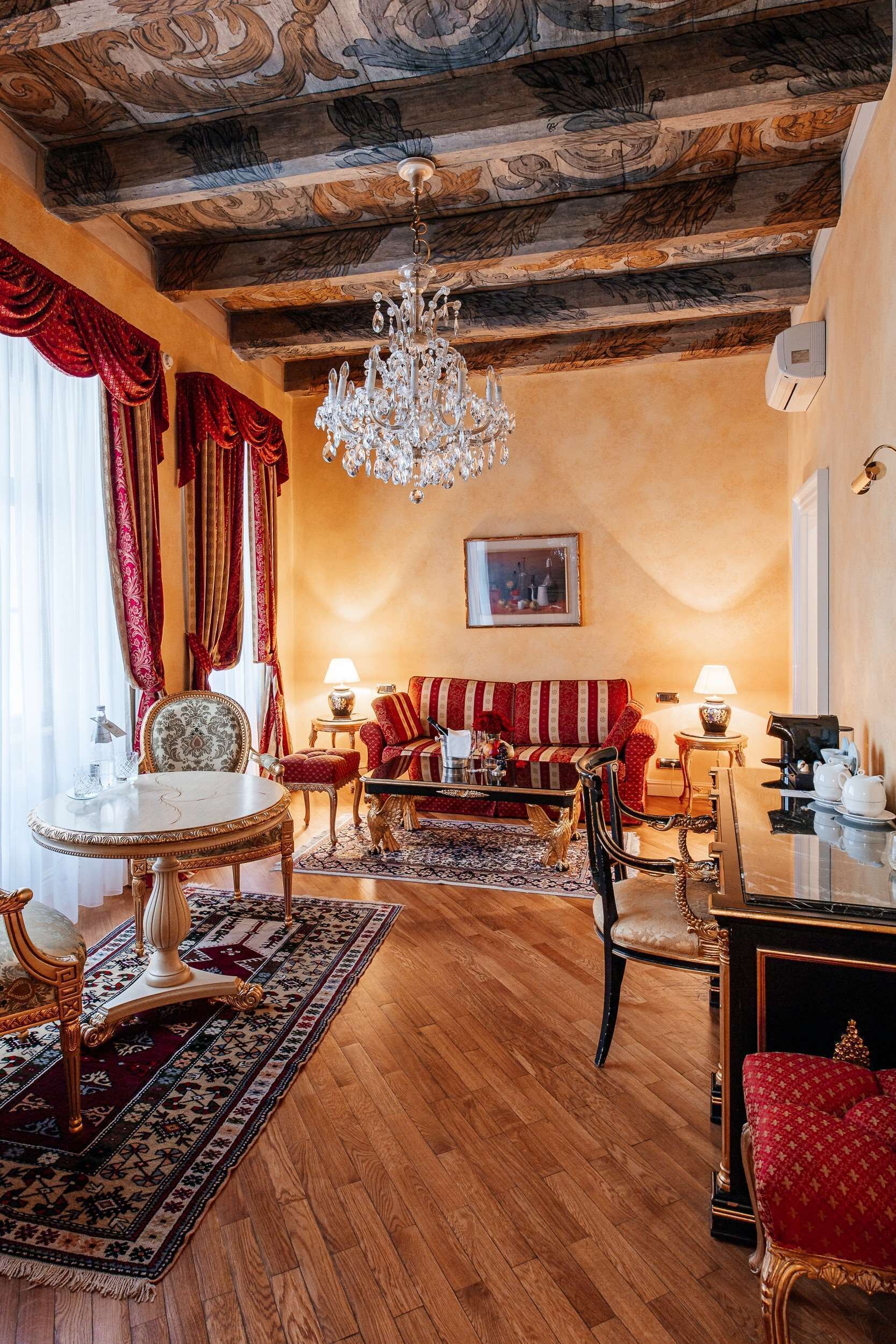 1 bedroom, premium bedding, minibar, in-room safe