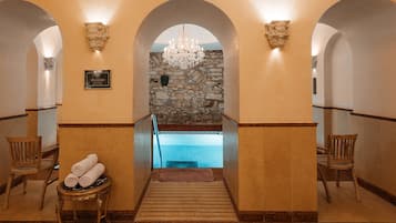 Tratamientos corporales, aromaterapia y masajes con piedras calientes