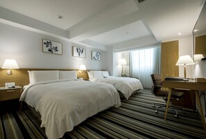 Deluxe Quadruple Room | View from room - The Carlton (Taichung)