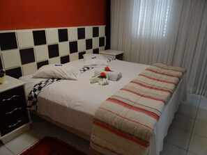 1 bedroom, premium bedding, desk, blackout curtains