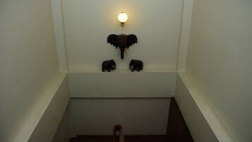 3-Bedroom Villa | Living area | 32-inch flat-screen TV with cable channels, TV, DVD player