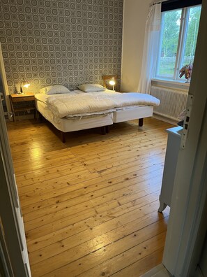 Family Quadruple Room, 2 Bedrooms, Shared Bathroom (No pets allowed) | WiFi - Trunna Vandrarhem & Konferens - Hostel (Orsa)