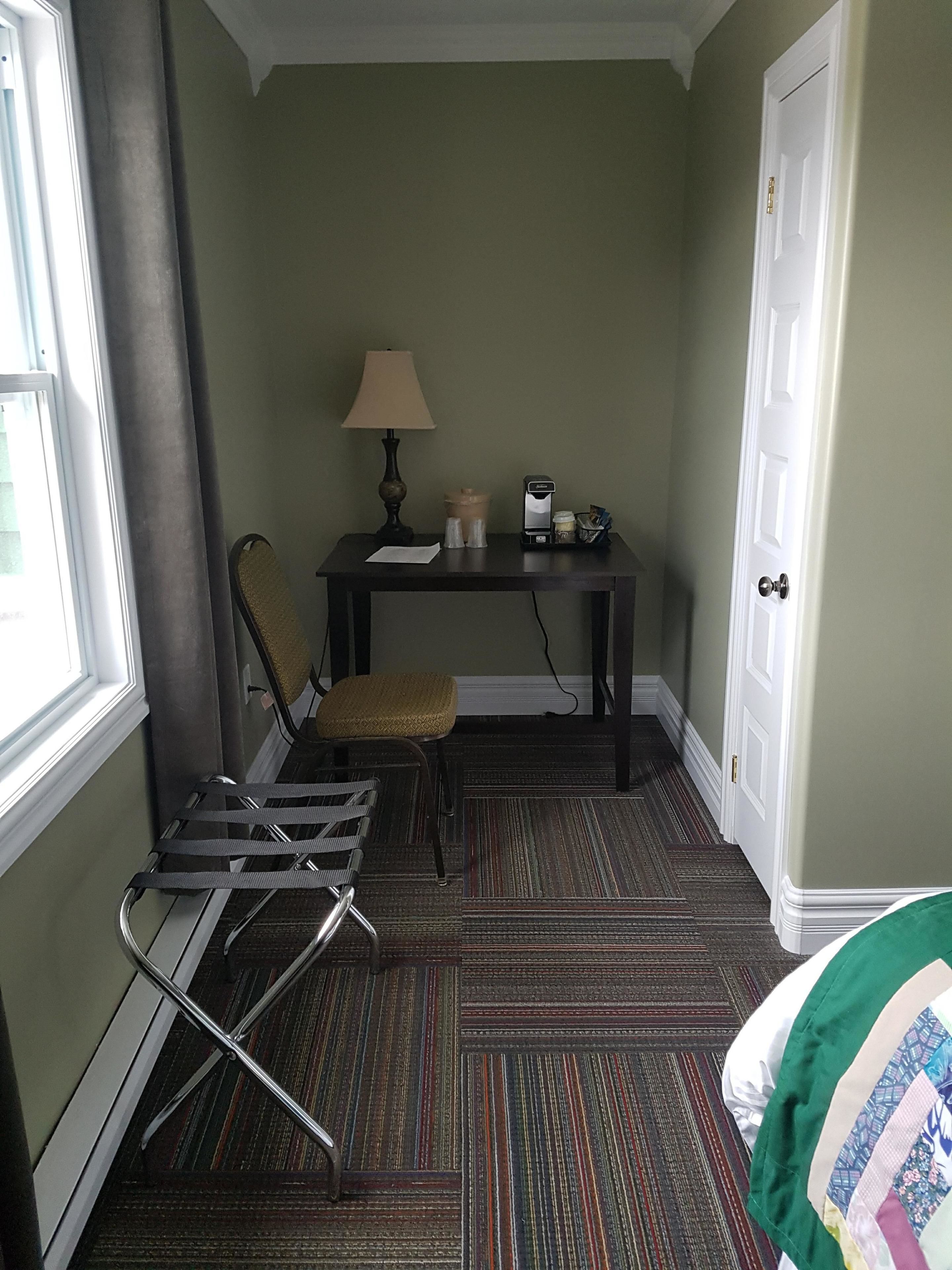 room, 1 queen bed | memory-foam beds, desk, blackout curtains, iron/ironing board