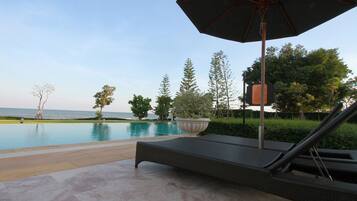 Indoor pool, 2 outdoor pools, pool umbrellas, pool loungers