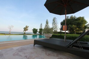 Indoor pool, 2 outdoor pools, pool umbrellas, sun loungers