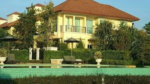 3 Bedroom Villa | 3 bedrooms, desk, blackout drapes, rollaway beds (surcharge) - Panorama sea view at Boulevard Cha-am (Cha-am)