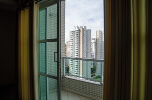 1 habitación, sistema de insonorización, wifi gratis y ropa de cama 