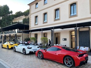 Bagian depan properti