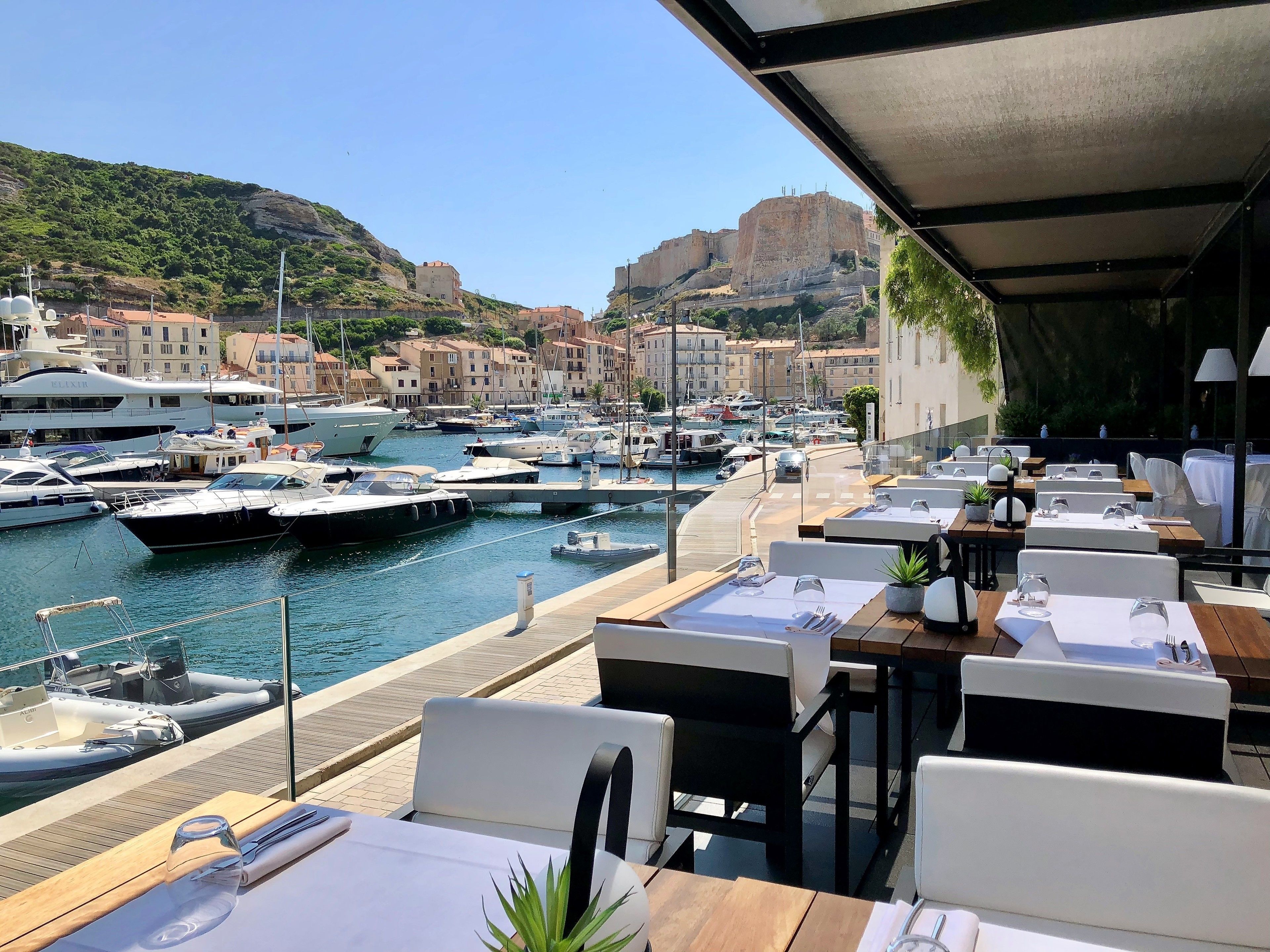 lunch and dinner served