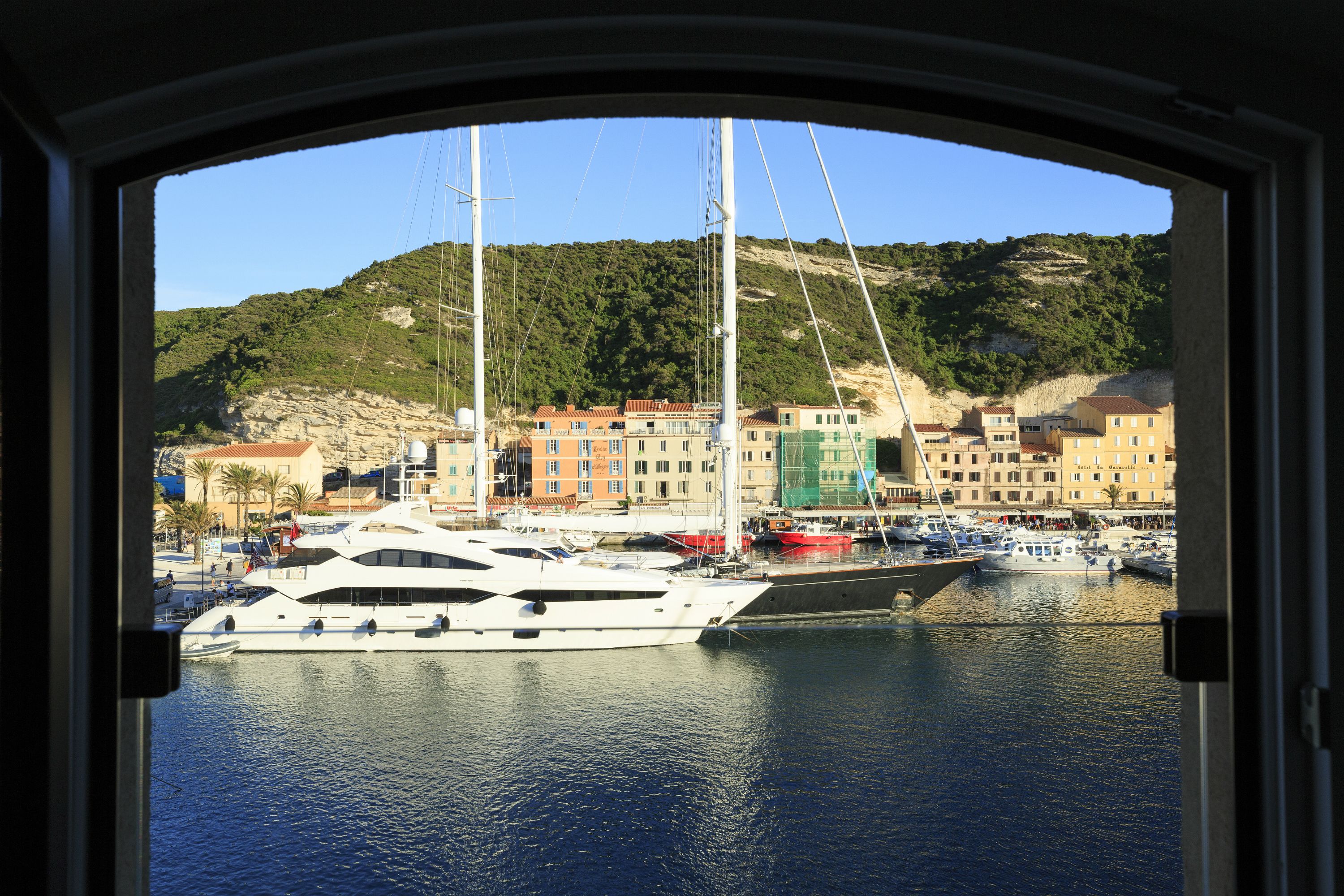 Suite Prestige Vue Port | Vue de la chambre