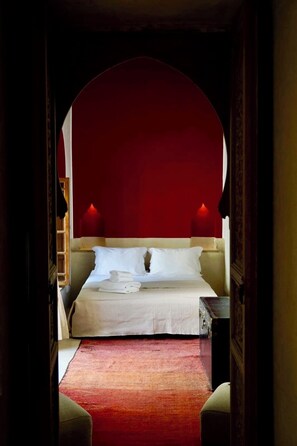 Deluxe Double or Twin Room (Piment d'Orient) | Premium bedding, in-room safe, individually decorated
