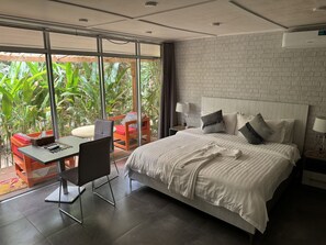 Standard Double Room | Premium bedding, in-room safe, desk, laptop workspace - Tropicana Beach and Resort (Monrovia)