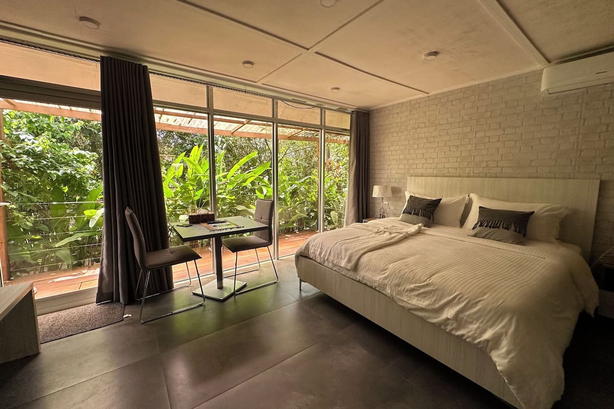 Exclusive Double Room, Garden View