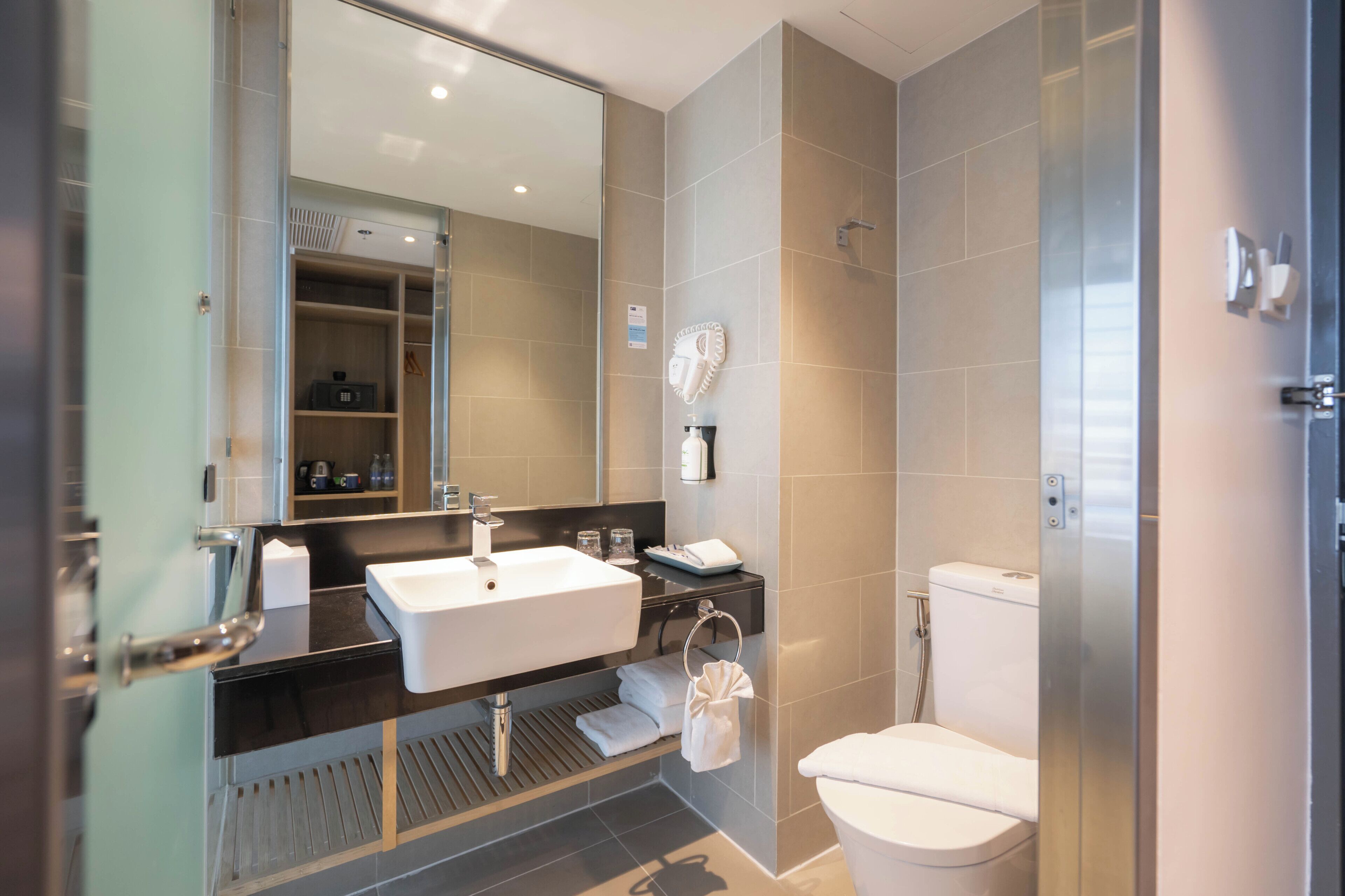 shower, free toiletries, hair dryer, bathrobes