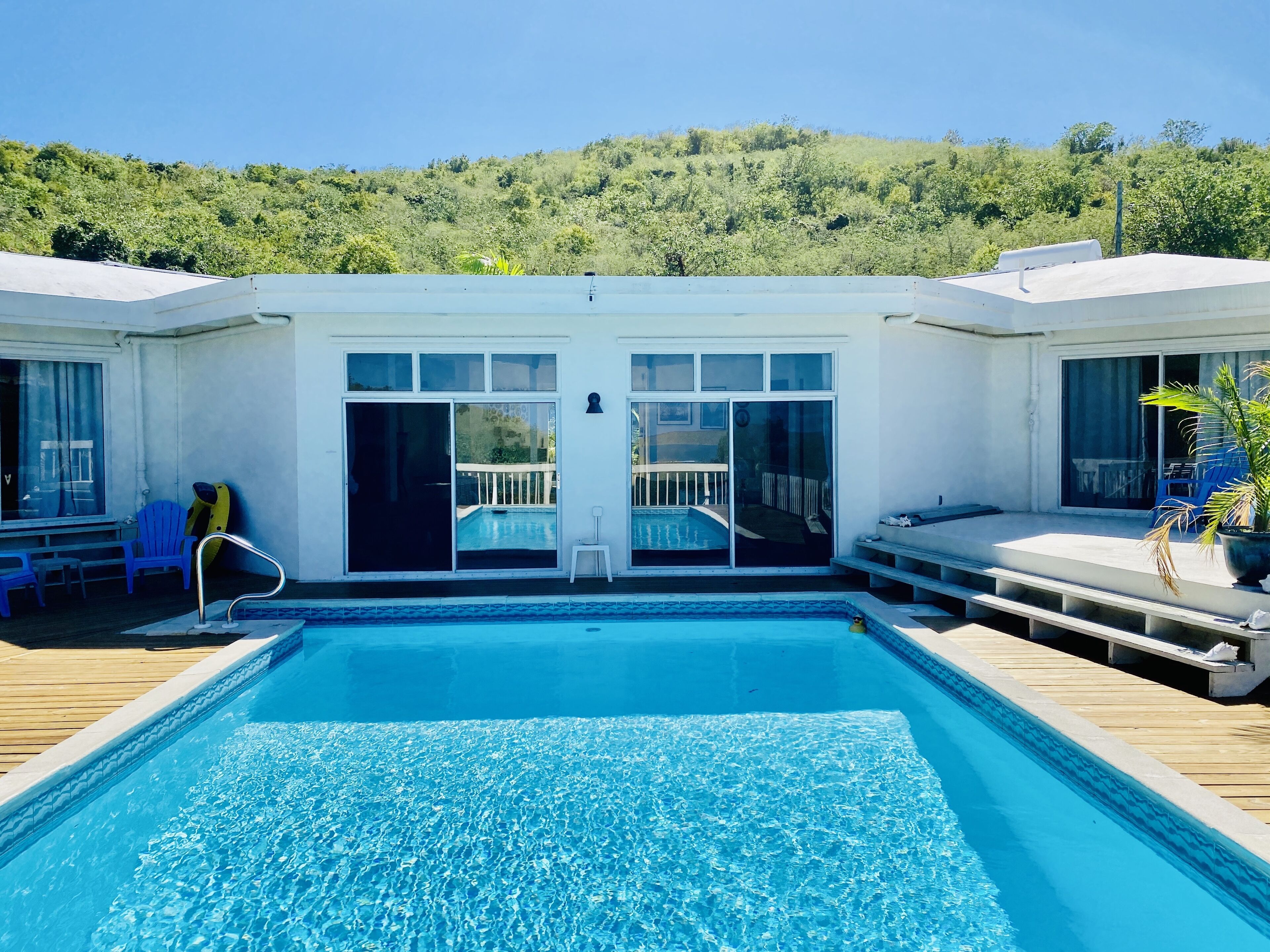 Außenpool, Liegestühle