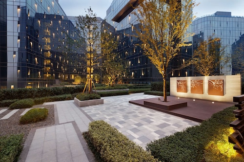 Hyatt Place Shanghai Hongqiao CBD