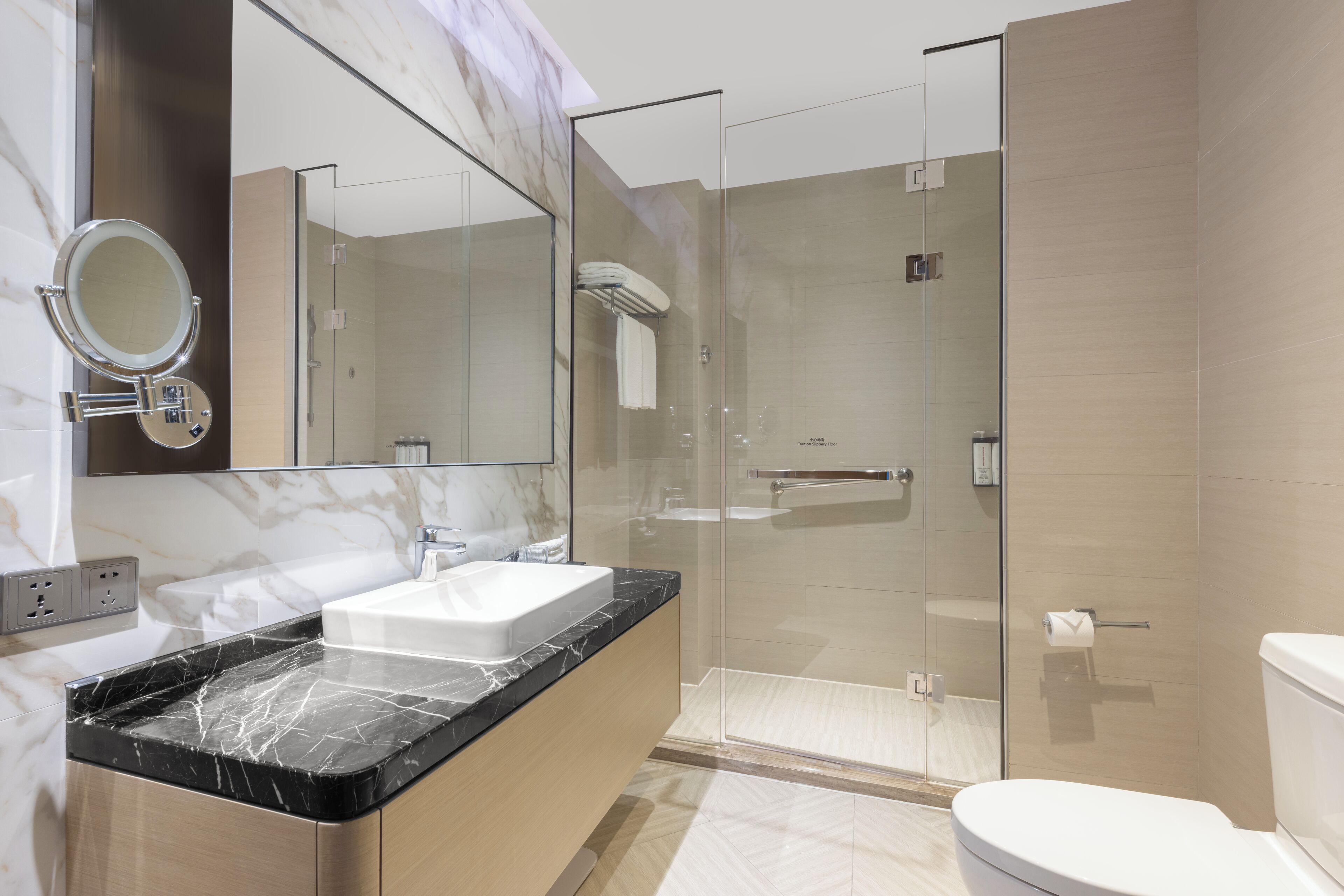 specialty king | premium bedding, minibar, in-room safe, desk