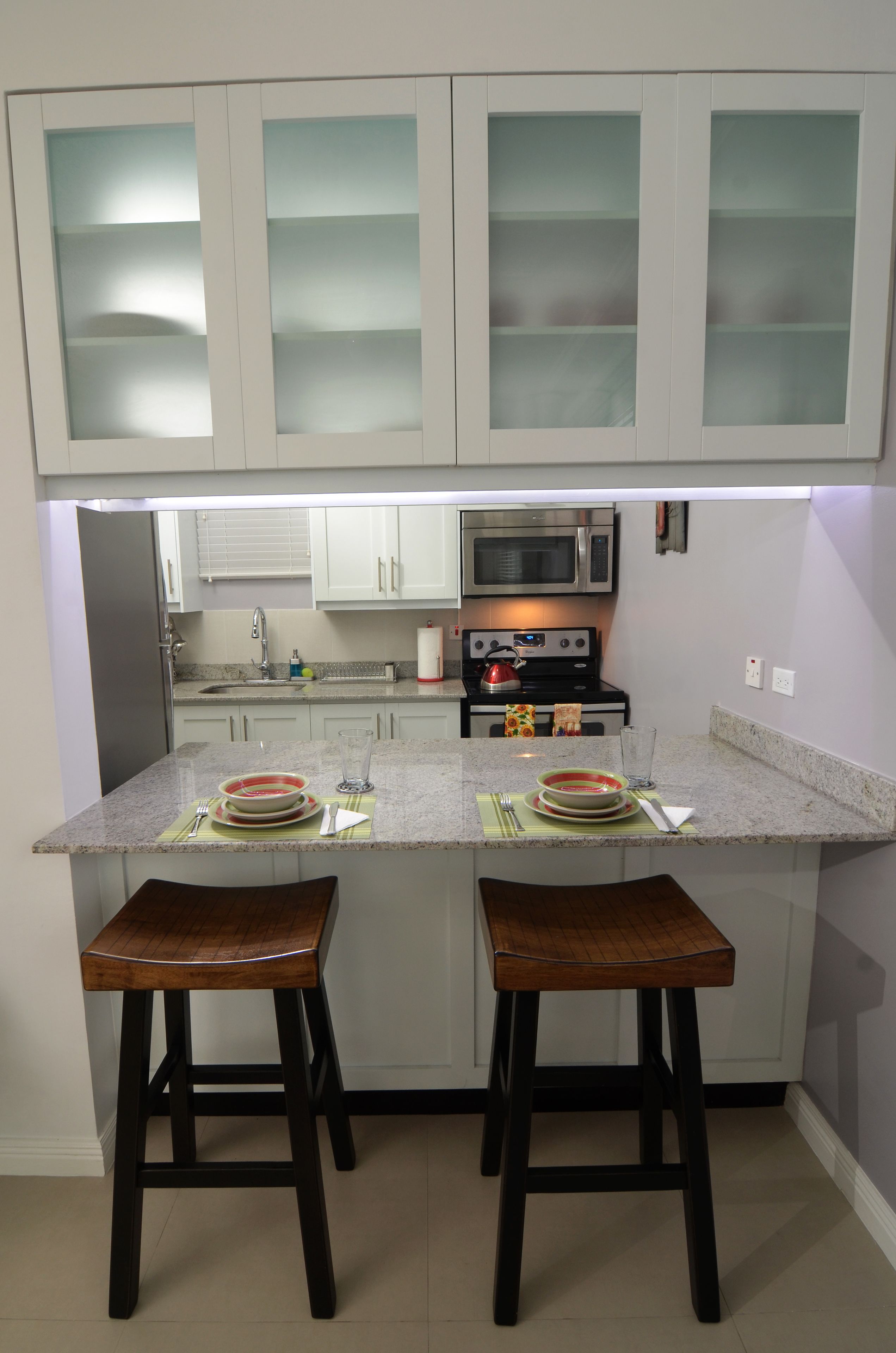 Superior Apartment, 1 Bedroom, Ensuite | In-room dining