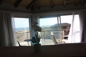 Appartement, 3 chambres | Literie de qualité supérieure, coffres-forts dans les chambres