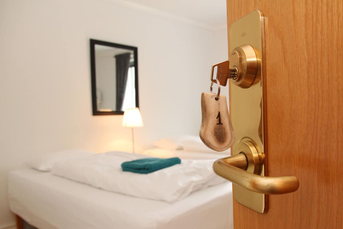Twin Room, Shared Bathroom | Free WiFi, bed sheets