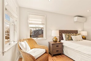 3 Schlafzimmer, Schreibtisch, Bügeleisen/Bügelbrett, kostenloses WLAN