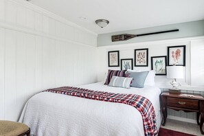 2 chambres, bureau, fer et planche à repasser, accès au Wi-Fi (inclus)