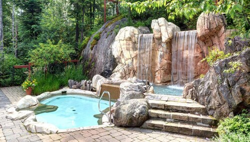 Beautiful Getaway Mont Tremblant 2 bedrooms 2 bath