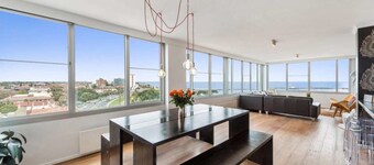 St Kilda Penthouse with Panaromic Bay and City View